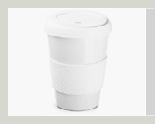 AFO-998-Coffee-ToGo-Becher-aus Porzellan-mit-Sillikonbandarole-2
